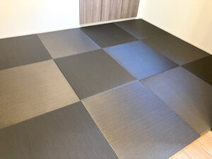 奈良市三条宮前町のフローリングから縁無し半樹脂畳の工事事例